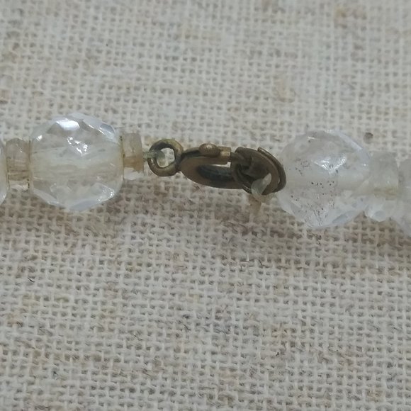 1930s Graduating Faceted Rock Crystal Choker - Picture 3 of 11